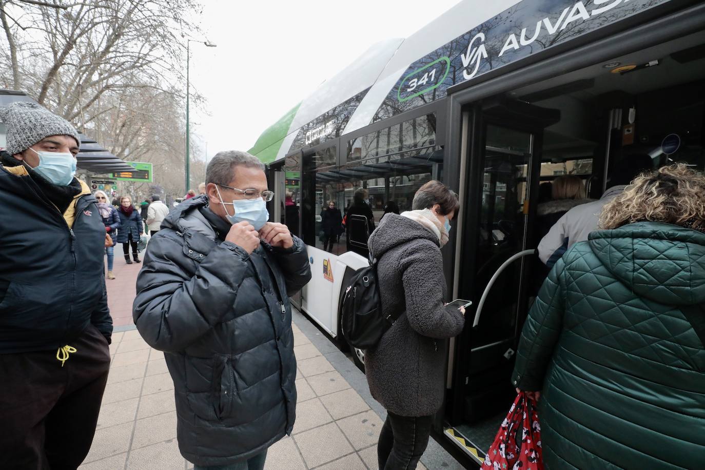 Estos son los tres lugares en los que la mascarilla dejará de ser obligatoria