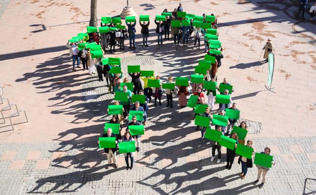 Almería conmemora el día contra el cáncer exigiendo diagnóstico precoz