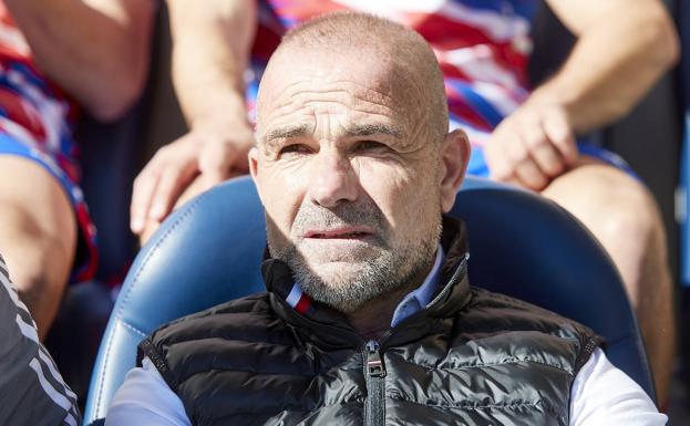 Paco López: «Por fin nos quitamos la losa de no ganar fuera»