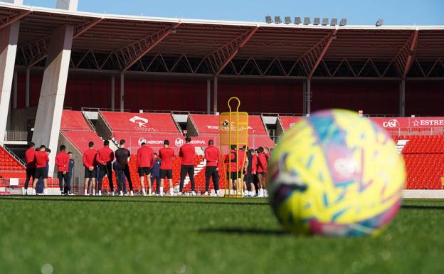 El Almería examina su momento dulce ante un Rayo con picante