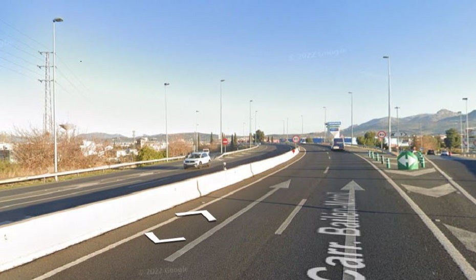 Cinco heridos al colisionar un turismo y una furgoneta en la GR-30 en Granada