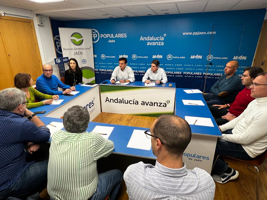 Agustín González (PP) promete nuevas instalaciones deportivas si es alcalde pero no dice donde