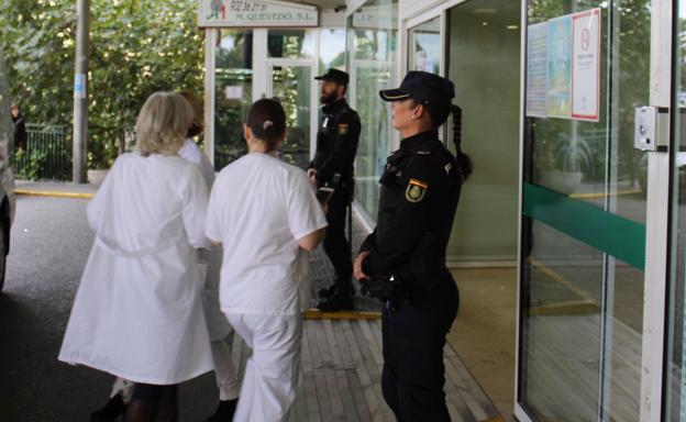 Los enfermeros reclaman más protección frente a las agresiones