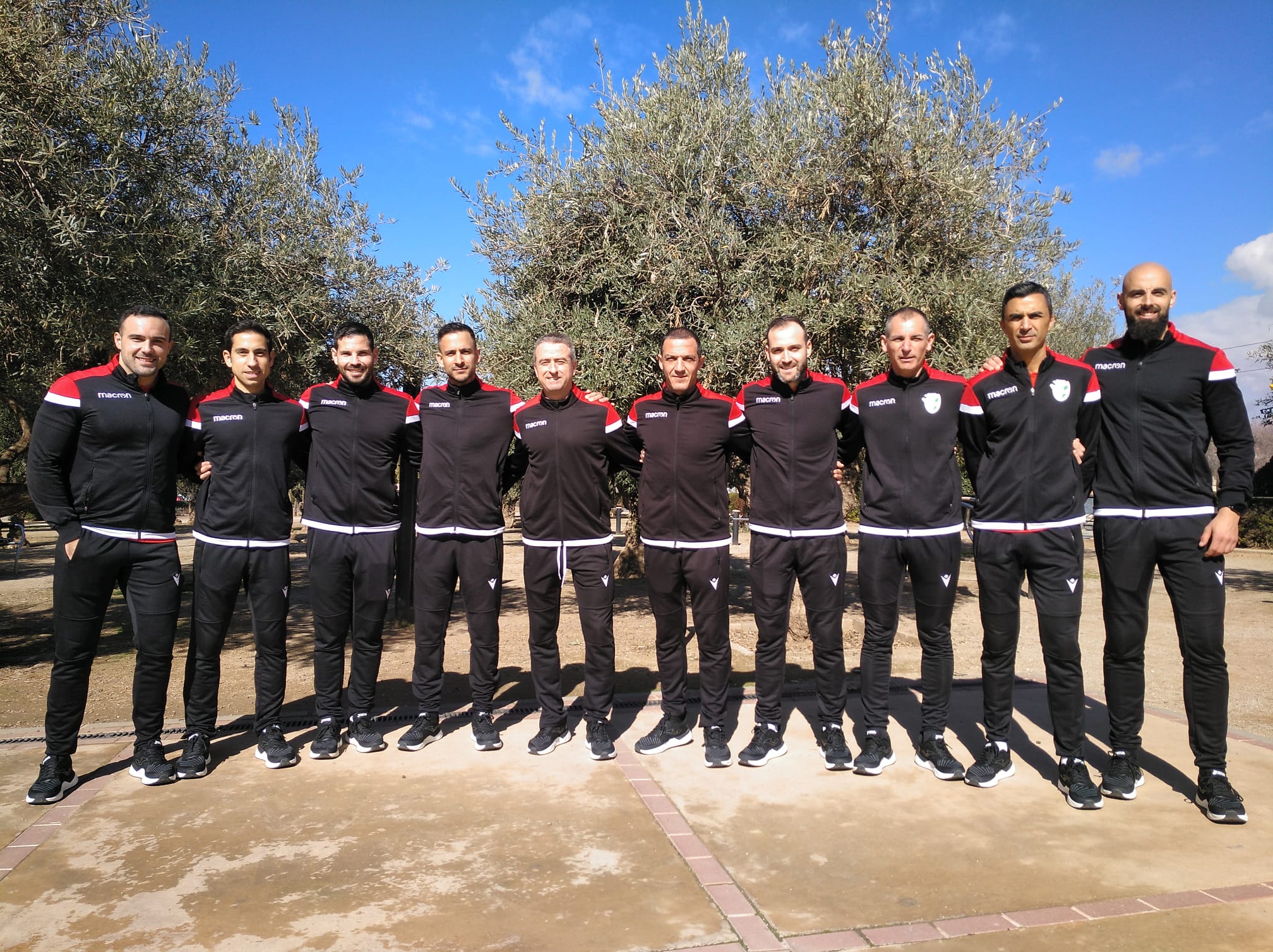 Los árbitros de la Copa ya calientan con las tapas de Granada