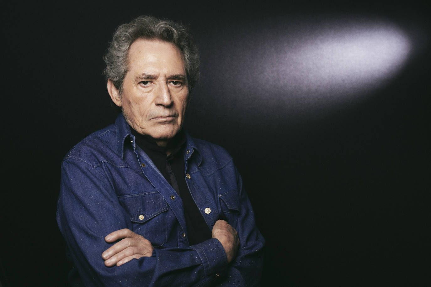 Miguel Ríos: «Lo de la ley del sí es sí es la vuelta al tiro en el pie de la izquierda»