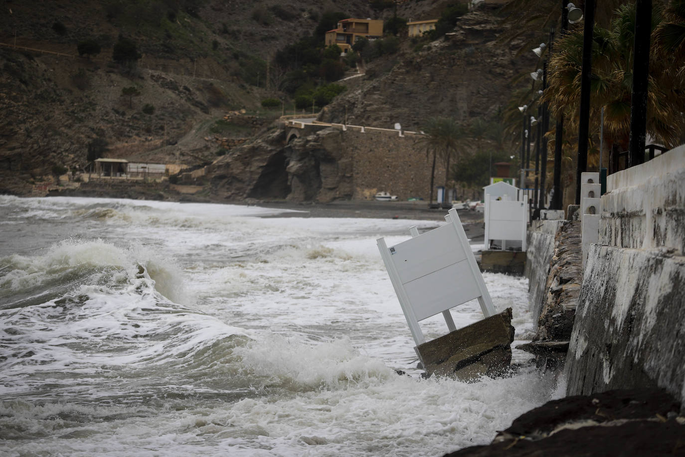 Los espigones para la Costa llevan seis años en tramitación sin salir a licitación