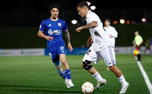 El Linares mira al Racing de Ferrol con la confianza de recuperar efectivos