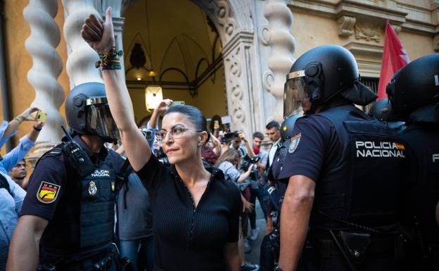 «Si vuelvo a la política será por Granada o no será»