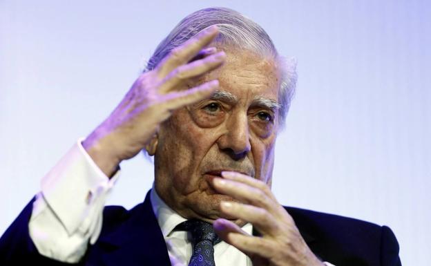 Mario Vargas Llosa inaugura el II Festival Literario de América y Europa 'Escribidores'