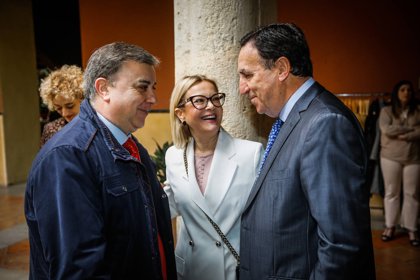 El desayuno informativo de IDEAL con Antonio Garamendi, en imágenes