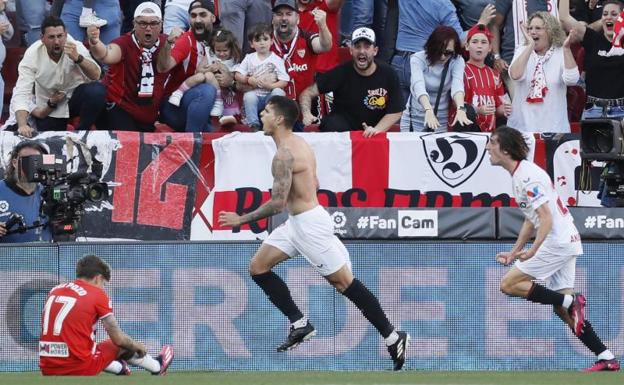 Lamela culmina la remontada del Sevilla frente al Almería