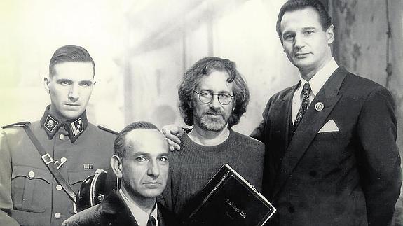 Una mujer negra descubre que su abuelo era el villano nazi de 'La lista de Schindler'