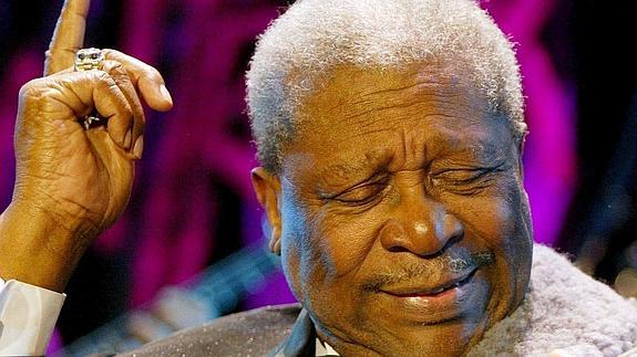 Investigan si B.B. King murió envenenado