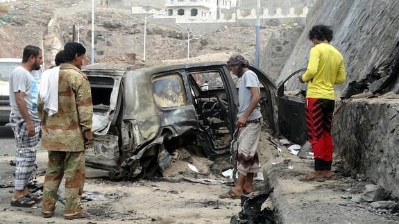 El Estado Islámico mata a un gobernador en Yemen con un coche bomba