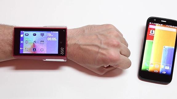 Rufus Cuff, un smartphone en la muñeca