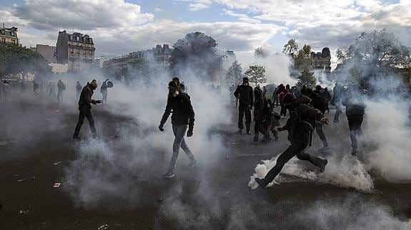 Enfrentamientos en Francia en una nueva jornada de protestas contra la reforma laboral