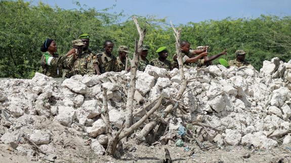 Al menos 15 muertos en un doble atentado de Al Shabab en Somalia