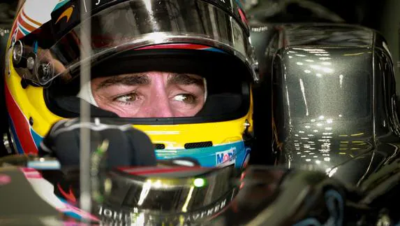 Alonso: donde no llega el motor, llegan sus remontadas
