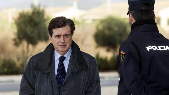 La Fiscalía pide un año y tres meses de cárcel para Matas por contratar 'a dedo' a Calatrava