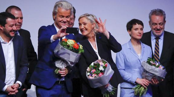 Le Pen augura que 2017 será el año del «despertar de la Europa continental»