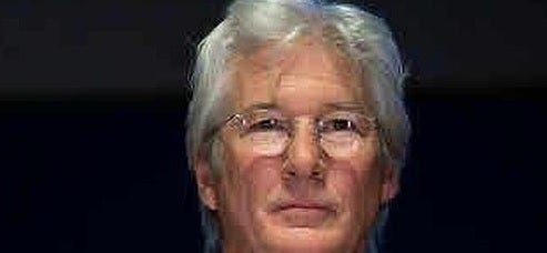 Confunden a Richard Gere con un vagabundo y le dan sobras