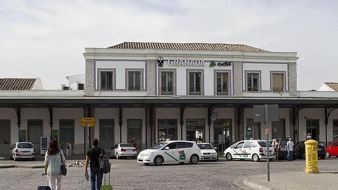 Informe IDEAL, Málaga - Granada: El mismo tren, dos destinos diferentes