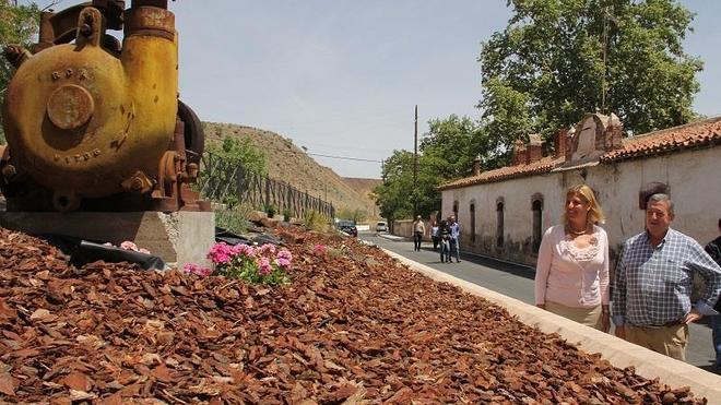 Alquife remodela la calle Lepanto con los planes de Obras y Servicios de la Diputación