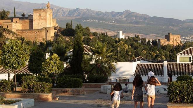 La Alhambra fuera de la Alhambra