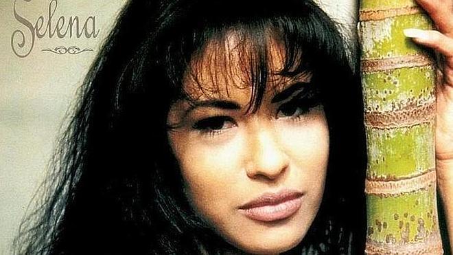 El holograma de Selena, cada vez más complicado