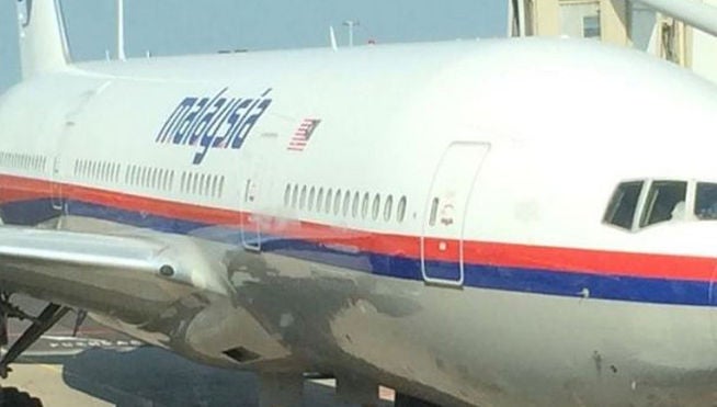 Un pasajero subió una foto del avión abatido antes de embarcar "por si desaparece"