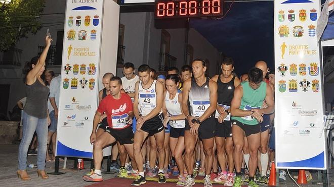 El Circuito Provincial de Carreras llega a Turre de noche