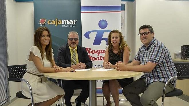 El comercio tendrá tarjeta de pago aplazado tras el acuerdo entre Cajamar y ACER