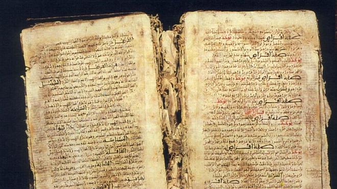 Granada se cubre de humo y olvido, otra vez