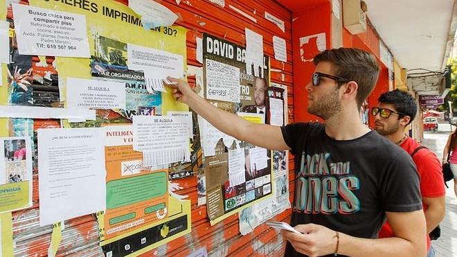 Granada es la tercera ciudad más barata para que universitarios alquilen una habitación