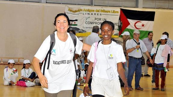 Amigos del Sáhara Libre llevan la energía solar hasta los campamentos del Tindouf