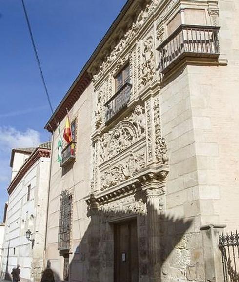 El PSOE demanda al Gobierno del PP "una actuación inmediata en el Museo Arqueológico"