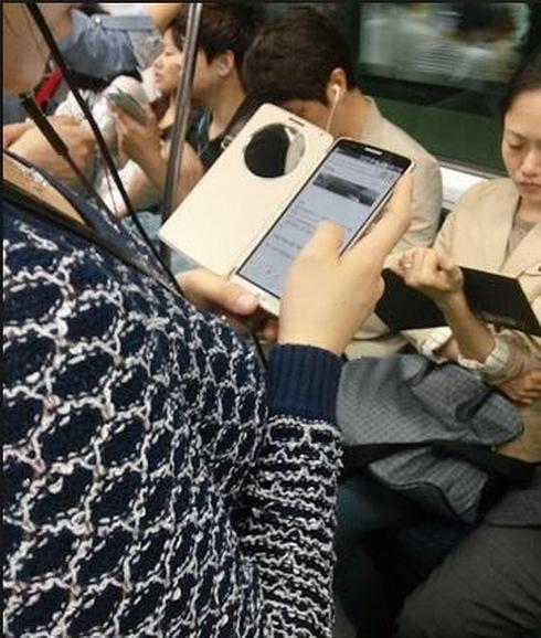 Detenida a una surcoreana que hizo 5.000 bromas telefónicas a emergencias