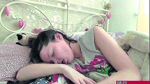 Tiene el síndrome de 'La Bella Durmiente': duerme 20 horas al día