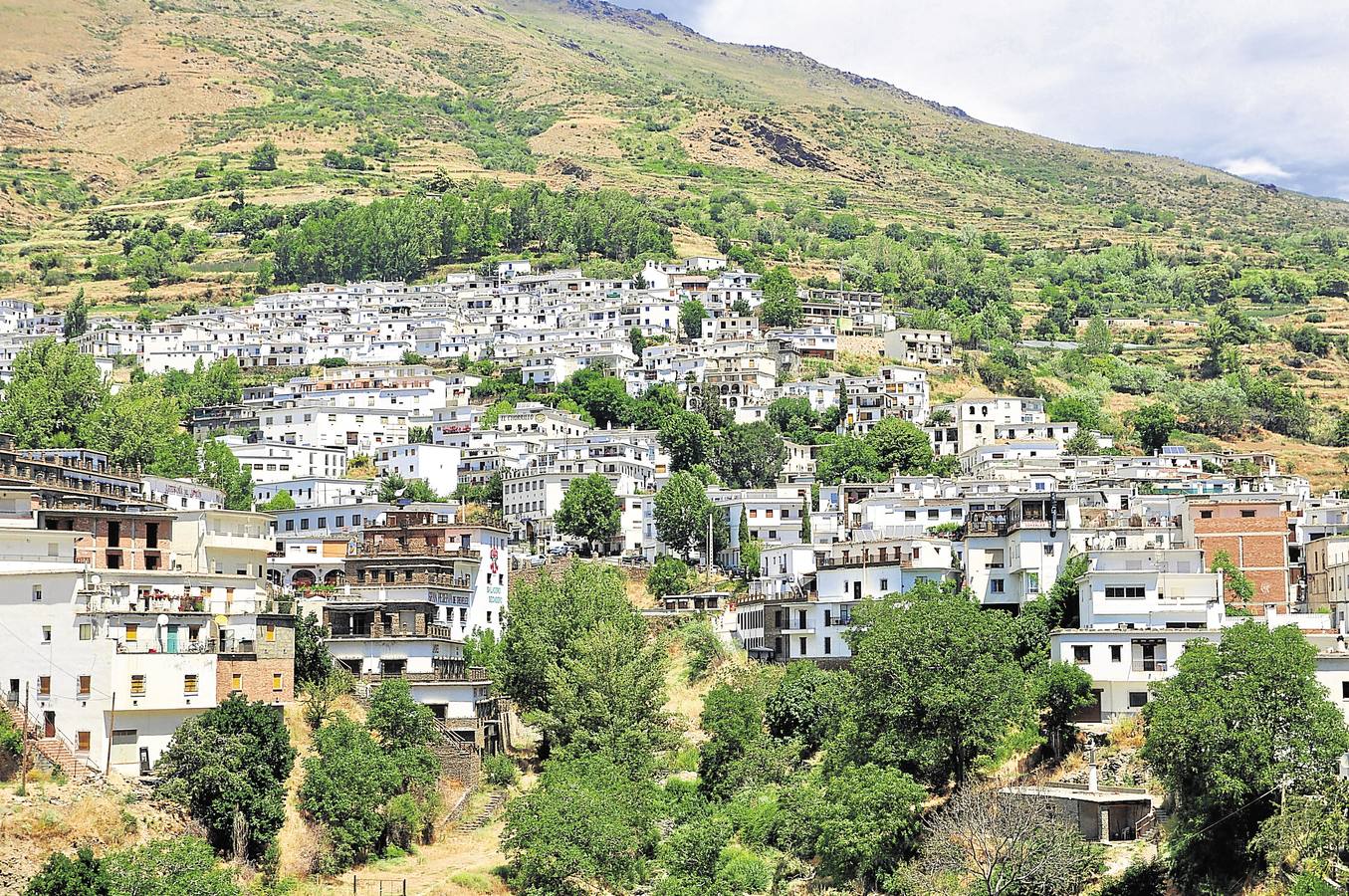 La revuelta contra la Declaración de Patrimonio de la Humanidad se extiende en La Alpujarra