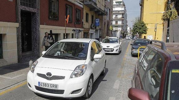 El Defensor del Pueblo investiga por qué Granada pone tantas multas de tráfico a los vecinos