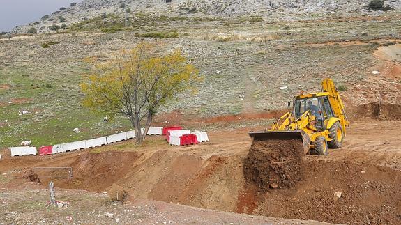 El PP exige a la Junta que "no monte espectáculos en torno a la memoria histórica"