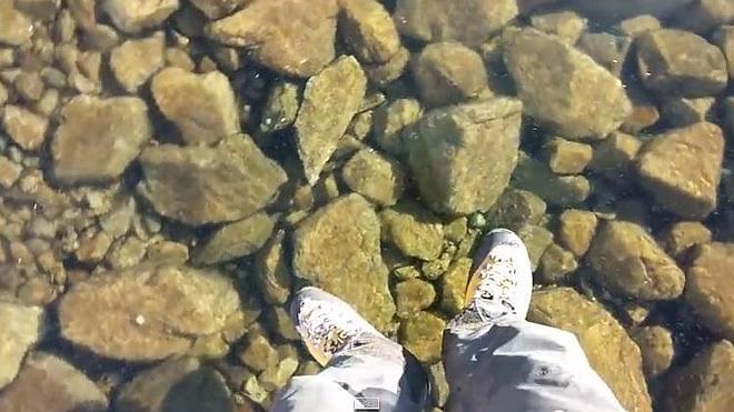 Caminando sobre las aguas. ¿Dónde está el truco?