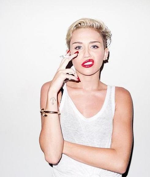 Miley Cyrus: niega estar embarazada en Instagram
