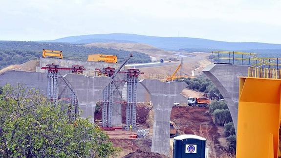 La licitación de obra pública en la provincia subió un 14% en 2014