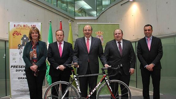La etapa reina de la 61 Vuelta a Andalucía saldrá de Motril con llegada al Alto de Hazallanas en Güéjar Sierra