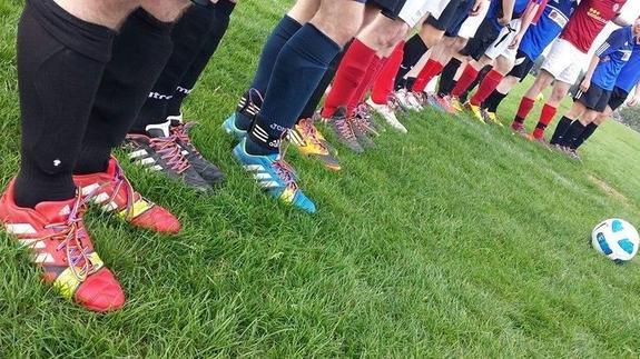 El Rayo Vallecano llevará cordones arcoíris contra la homofobia