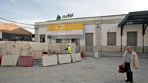 La empresa que tiene que reformar la estación alega problemas económicos antes de empezar