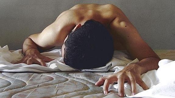 Estaba teniendo sexo y oyó un chasquido: se había roto el pene