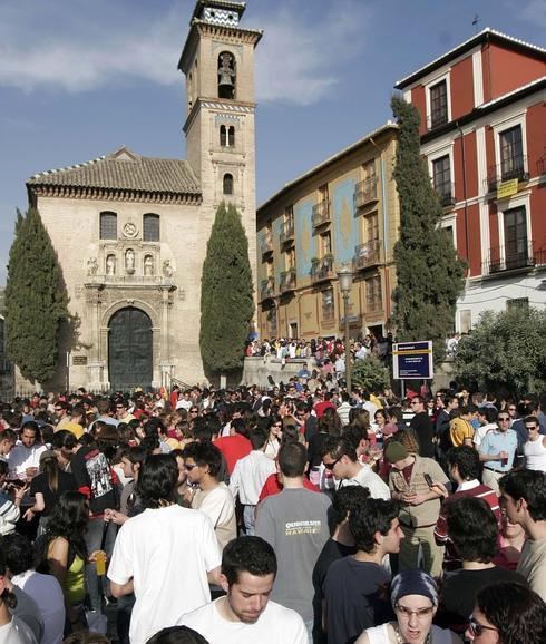 Una década desde la última Fiesta de la Primavera 'libre'