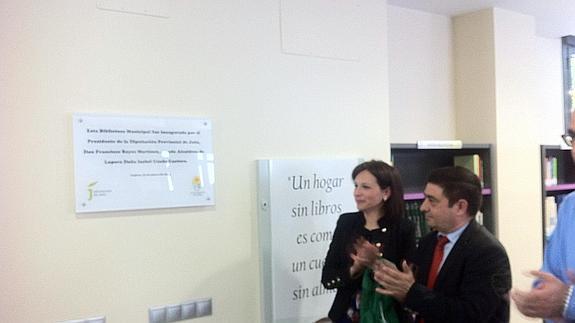 Lopera inaugura la rehabilitada Casa de la Tercia y estrena biblioteca municipal